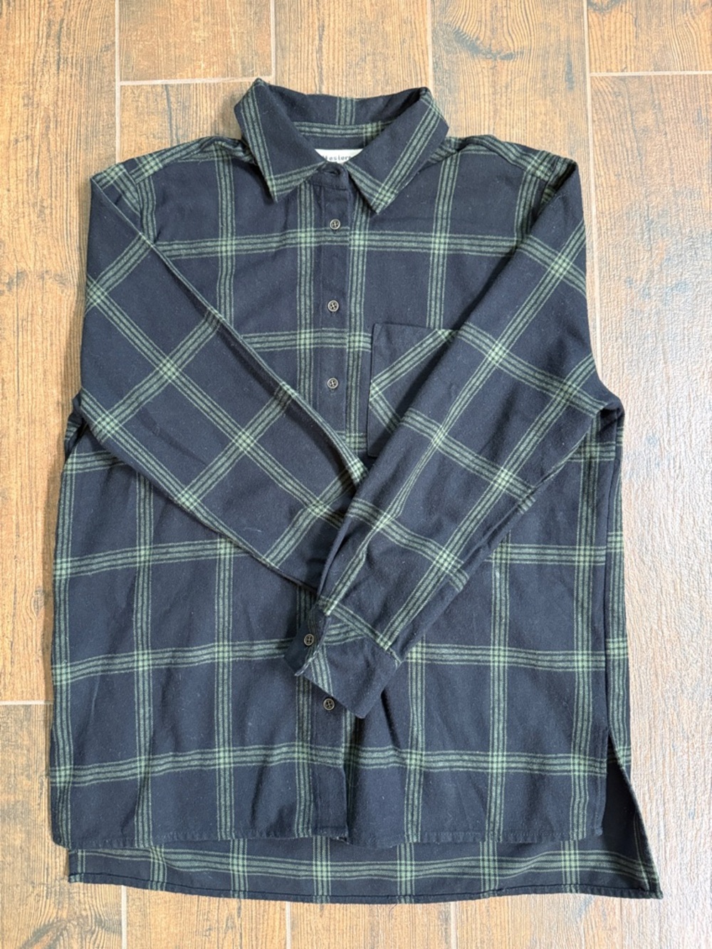 Black & Olive Plaid Button-Down Shirt - Picture 4 of 4